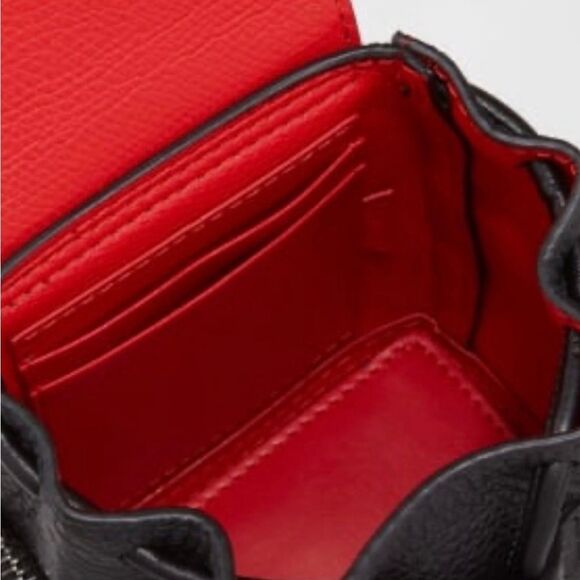 Christian Louboutin explorafunk key ring studded Crossbody bag made in Italy - Picture 16 of 16